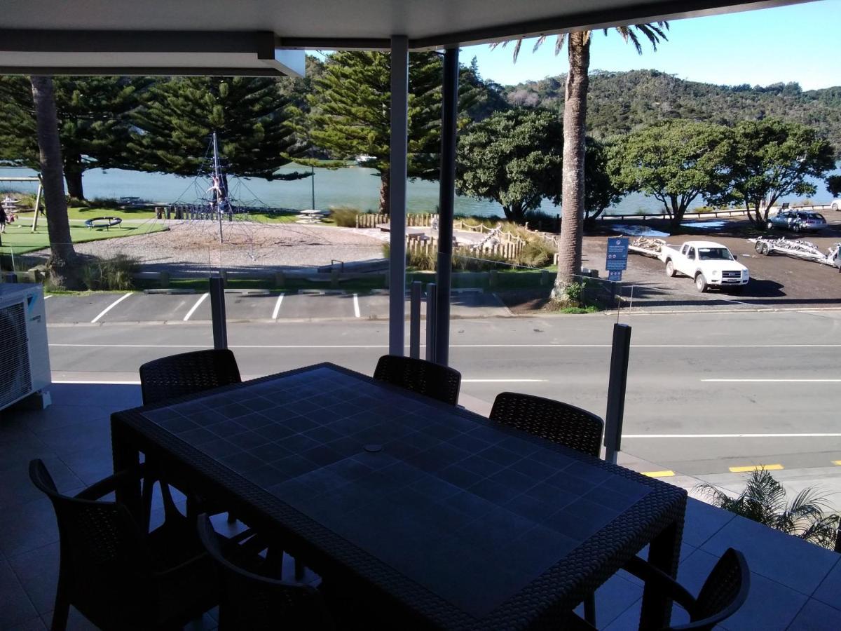 Esplanade Apartments Whitianga Exteriör bild