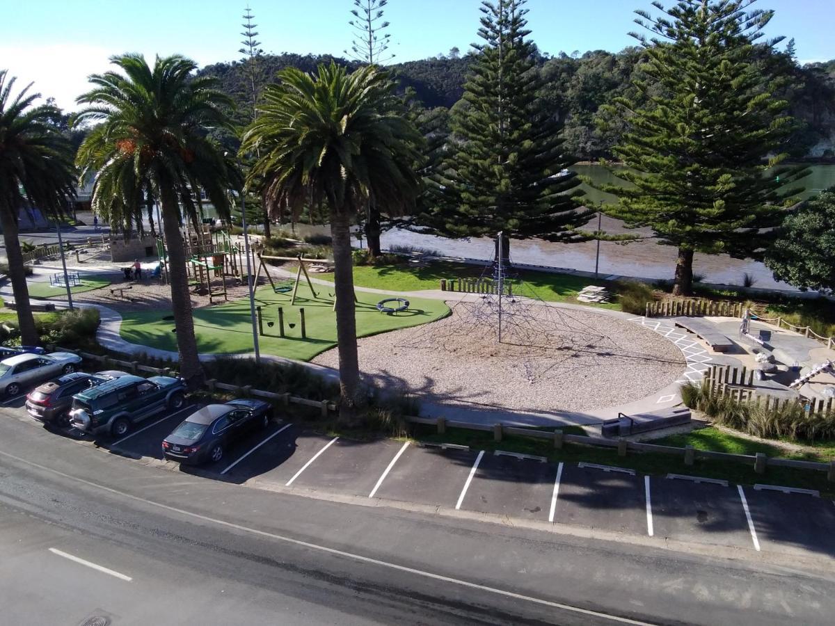 Esplanade Apartments Whitianga Exteriör bild