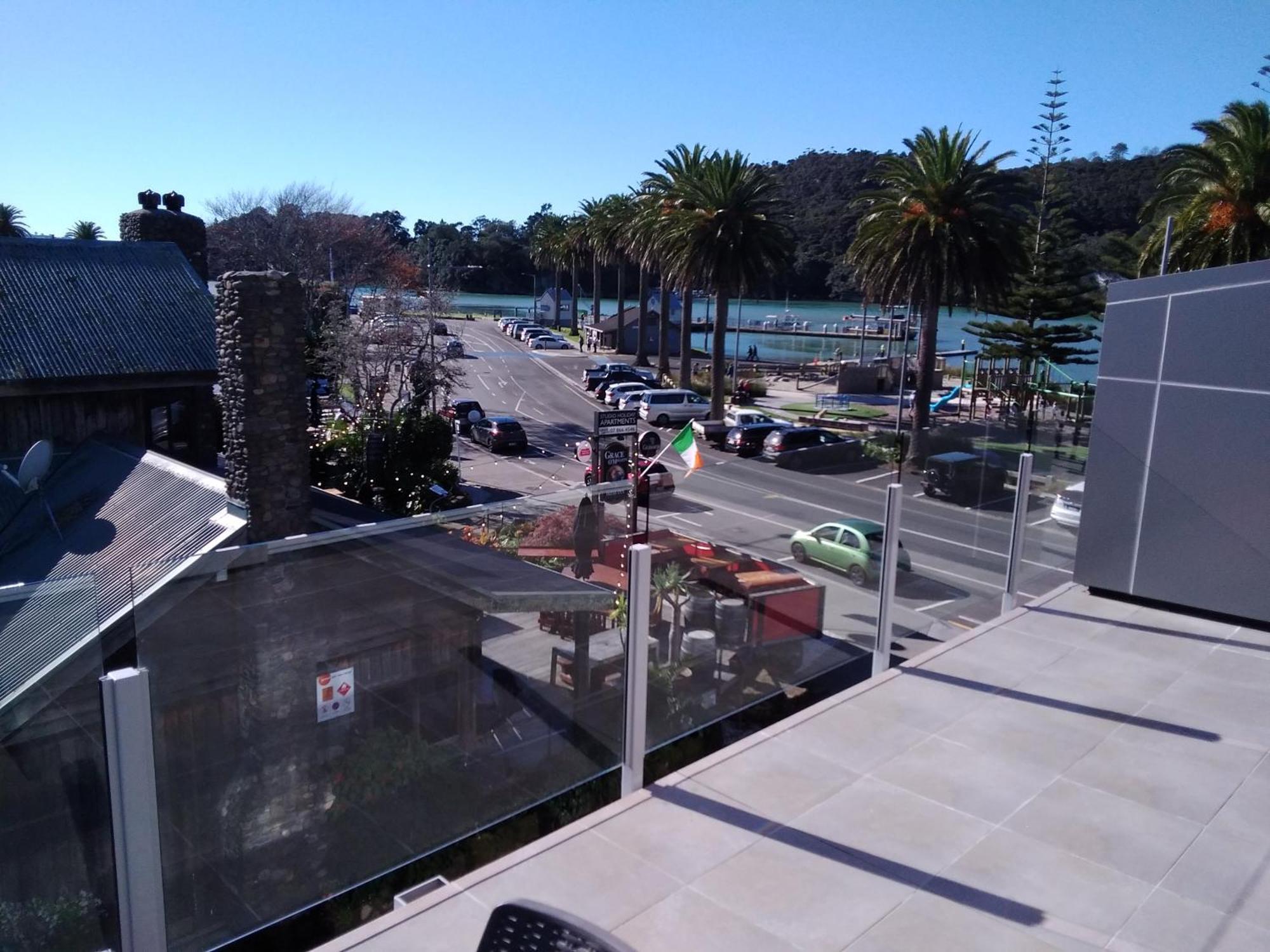 Esplanade Apartments Whitianga Exteriör bild