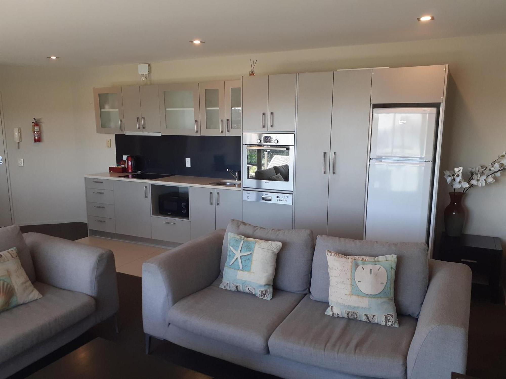 Esplanade Apartments Whitianga Exteriör bild