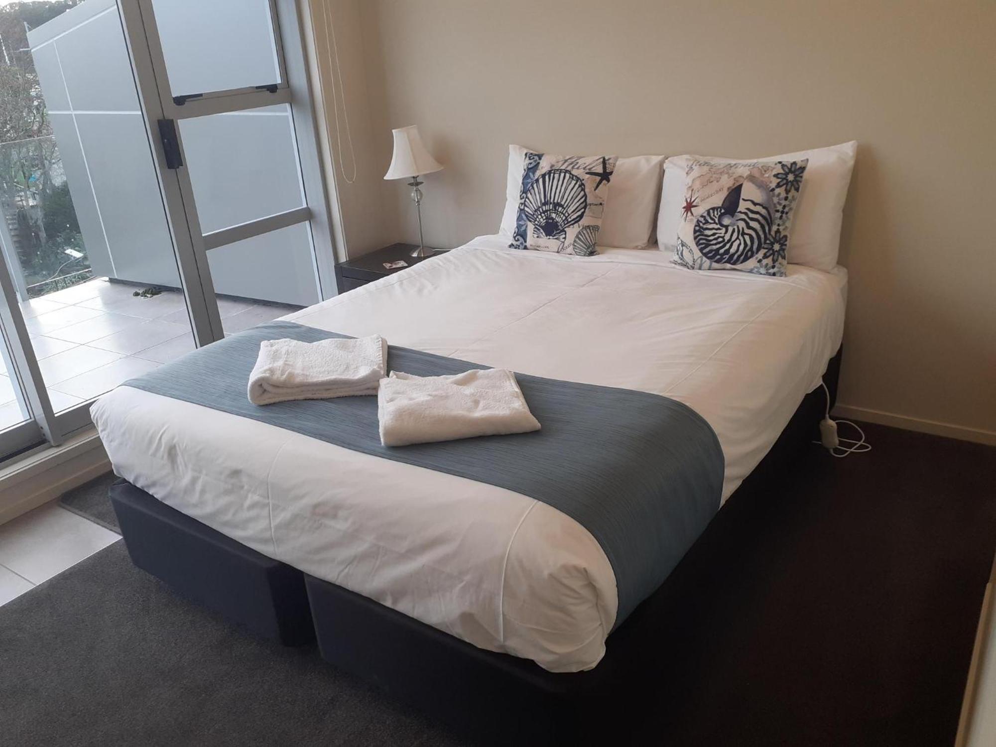 Esplanade Apartments Whitianga Exteriör bild